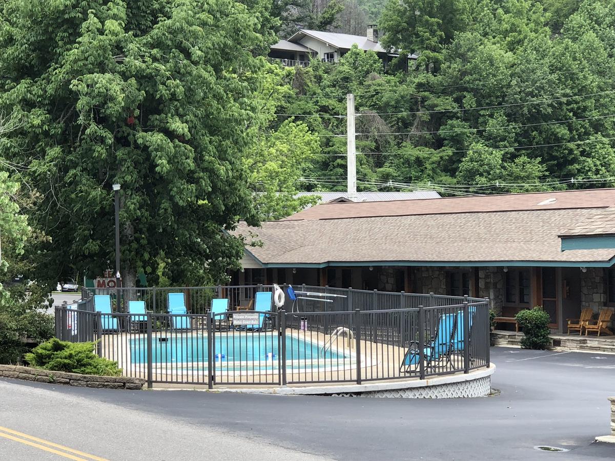 Marshall'S Creek Rest Motel Gatlinburg Bagian luar foto
